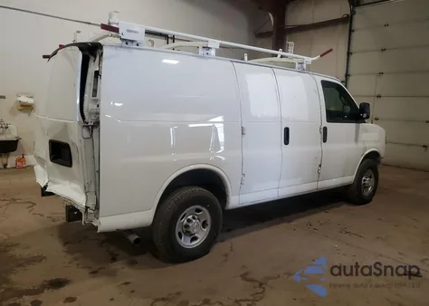 2021 Chevrolet Express G2500 from USA, damaged, VIN 1GCWGAFP8M1252272